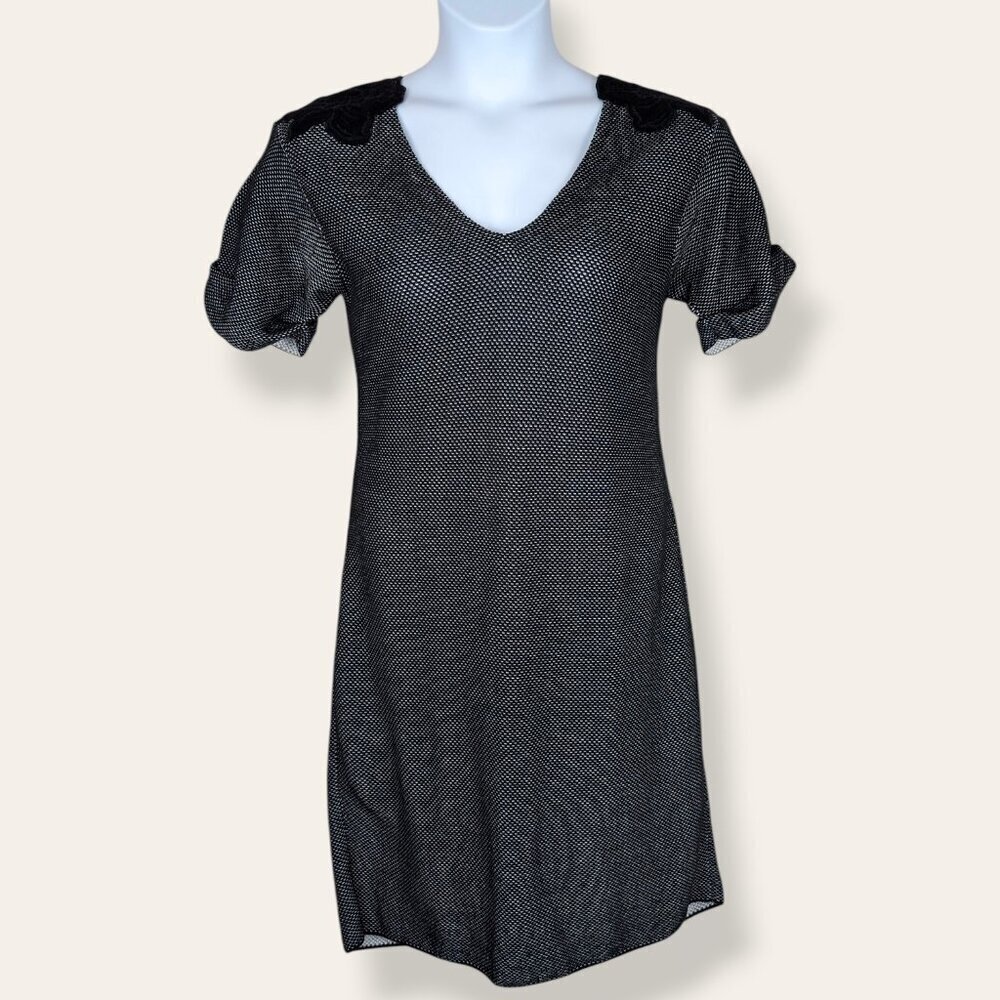 Strenesse B&W Knit Short Sleeve Dress